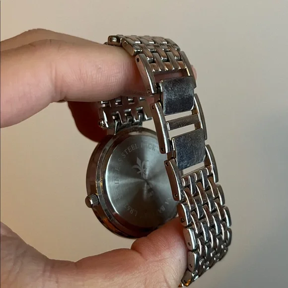 Silver Quartz Women's Watch - Picture 4 of 5